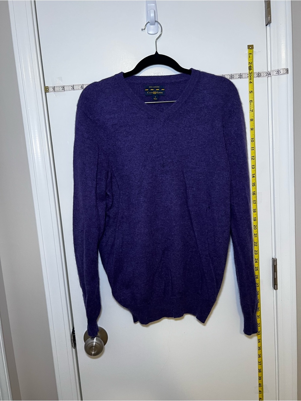 Vintage 100% Cashmere Club Room Men's Deep Purple V-Neck Sweater